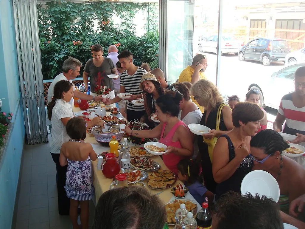 Hotel Villa Ersilia Rimini B&B 2*,
